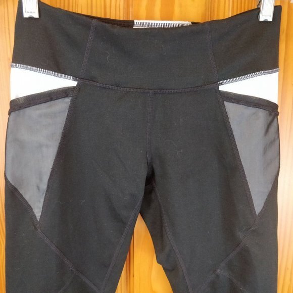 Zella Black & White Ankle Length Leggings SM - Picture 3 of 6